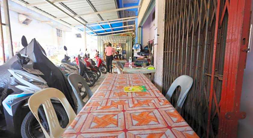 SPOT ON 93276 Fendi 2 Homestay SyariahNearPelabuhan Feri Batam Centre