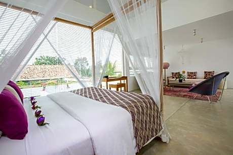 Superior Deluxe Suite