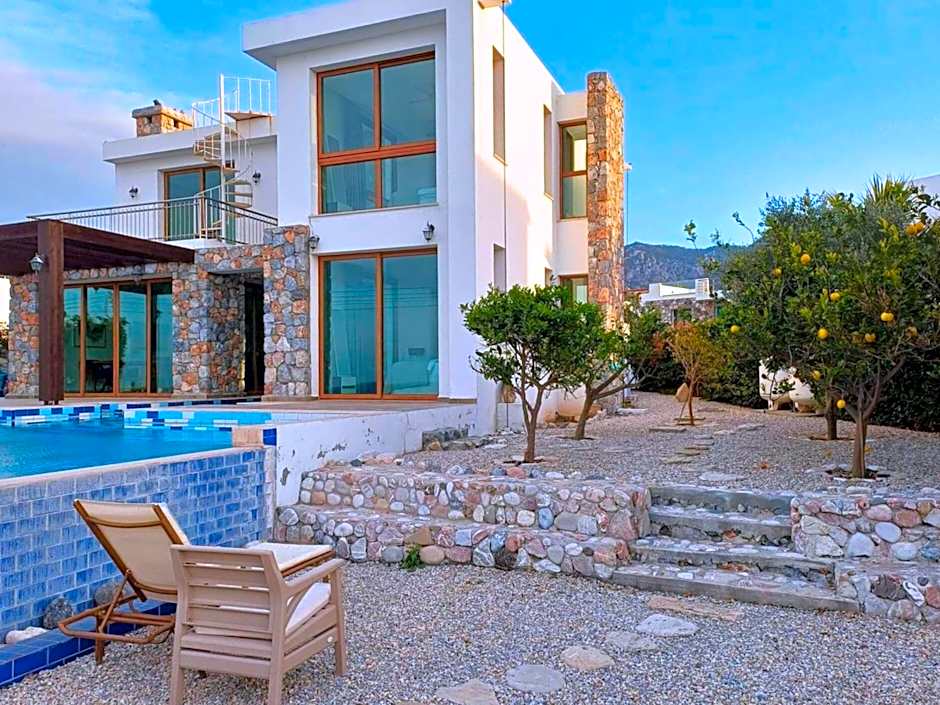 Photo 1 of 30 of Villa Tatlitsu with Private Pool and Sea View