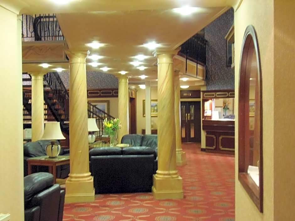 Lakeside International Hotel