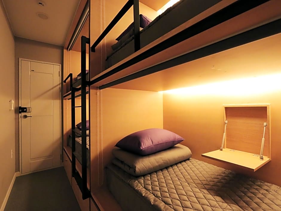 Blueboat Hostel Gyeongju