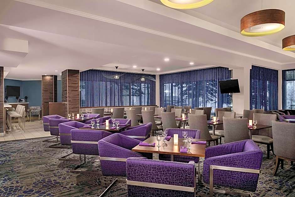 Hilton Garden Inn Calgary Airport