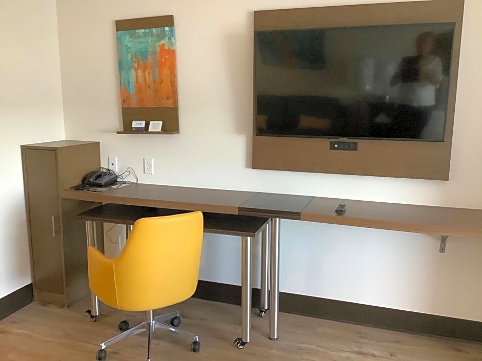 MainStay Suites Colorado Springs East - Medical Center Area