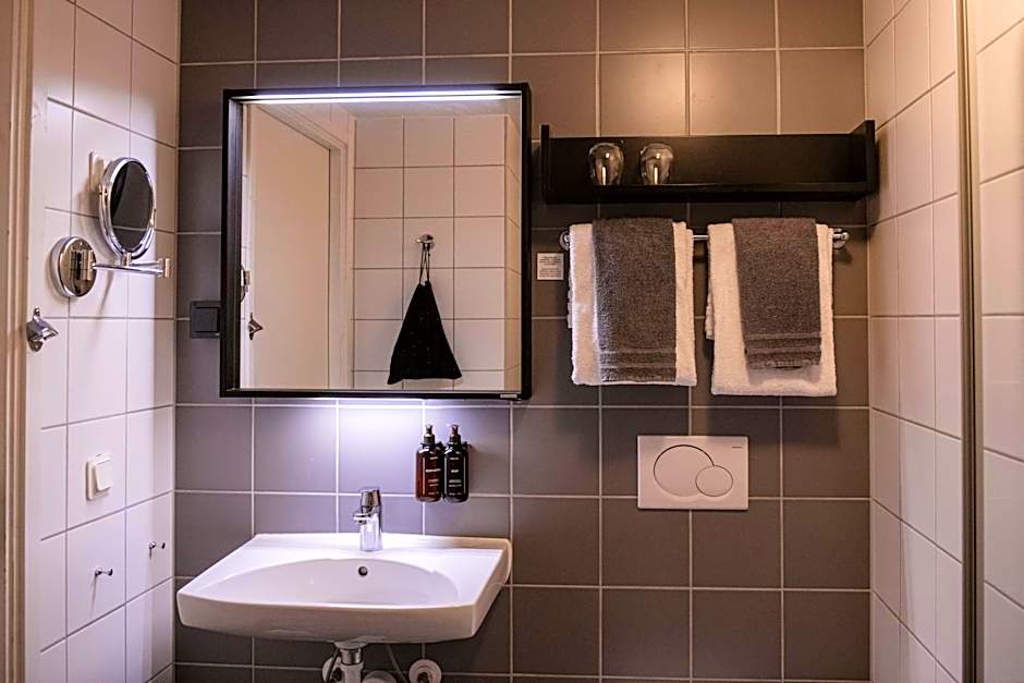 Home Hotel Odin