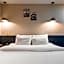 KNox Hotel