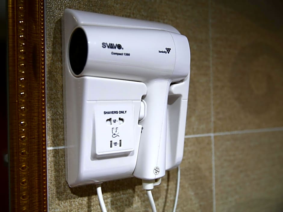 Everest Inn Guest House