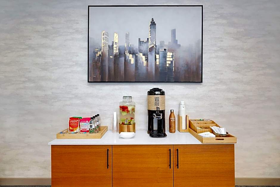 Element New York Wood Ridge