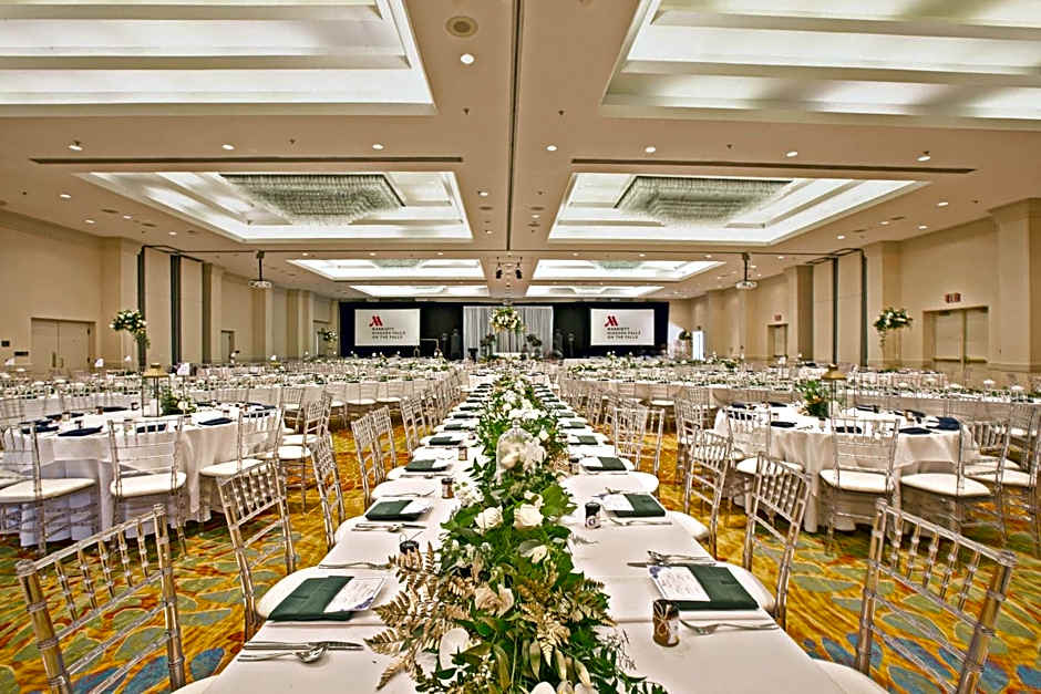 Niagara Falls Marriott On The Falls