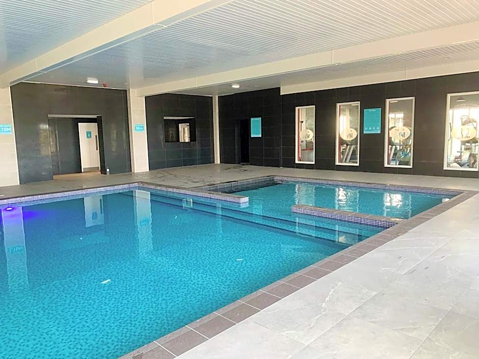 Lyons Robin Hood , Rhyl