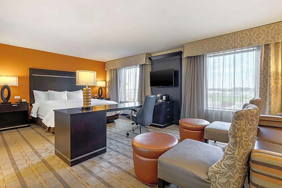 Hampton Inn By Hilton And Suites Columbus