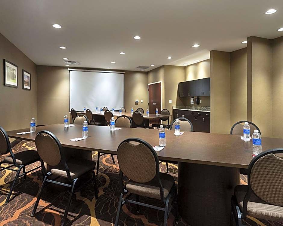 Comfort Suites DuBois Country Club