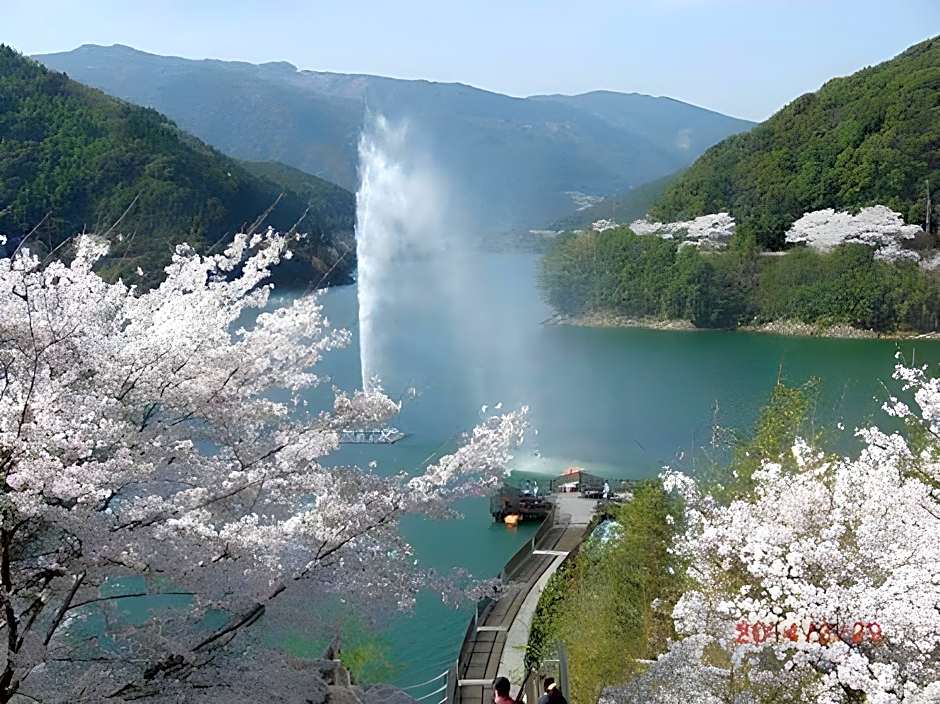 Hitoyoshi Onsen Nabeya