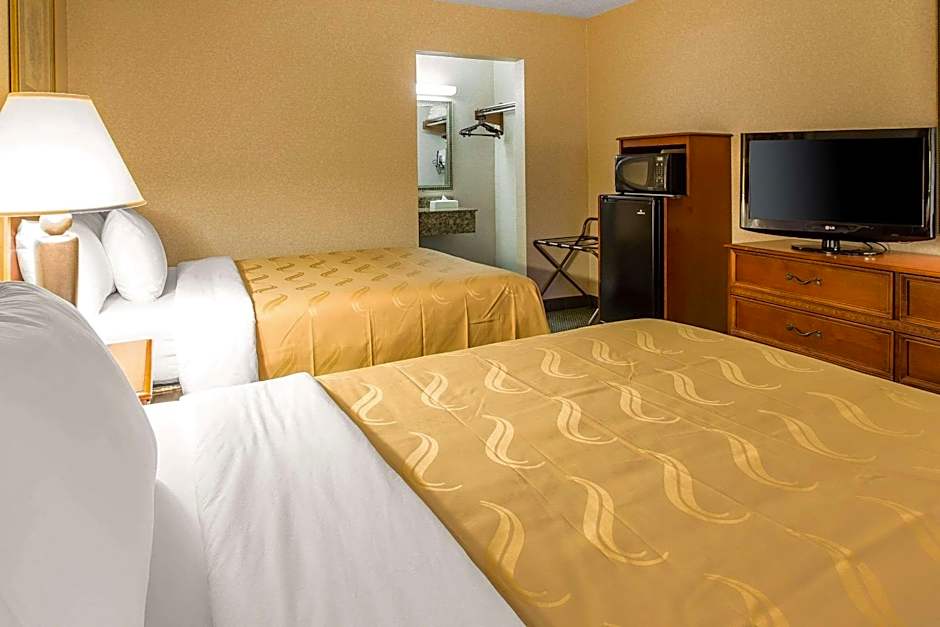 Quality Inn & Suites McDonough South I-75