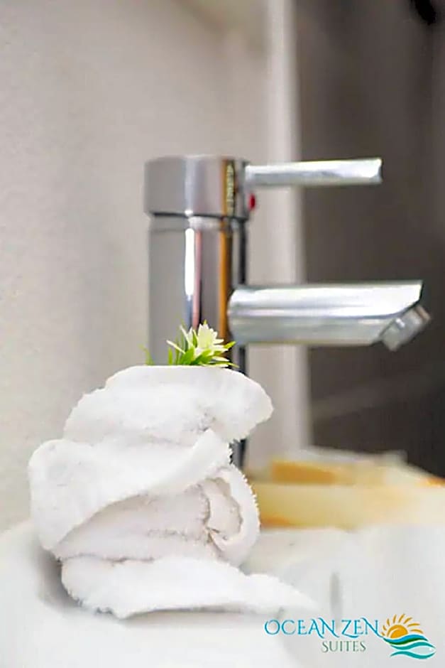 Ocean Zen Suites on 5th Avenue - Adults Only