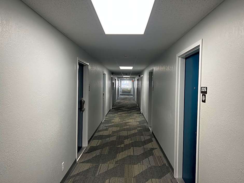 Motel 6-Altoona, IA - Des Moines East