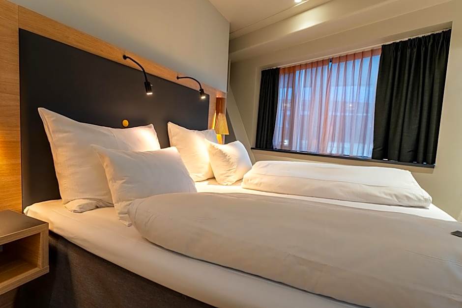 Clarion Hotel The Edge