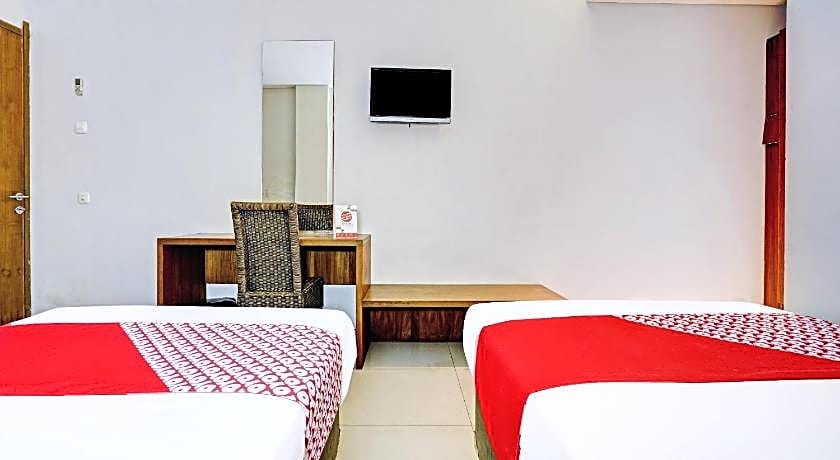 Super OYO Flagship 90501 Hotel Montameri