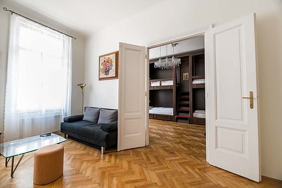 Vienna Boutique - Premium Hostel