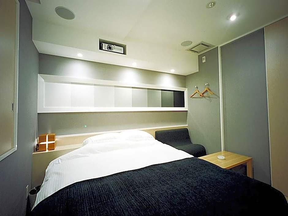 Hotel Woo (Adults Only)