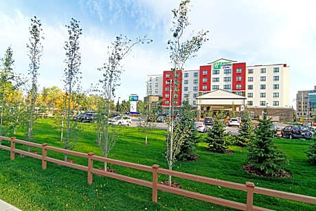 Holiday Inn Express and Suites Calgary University By IHG