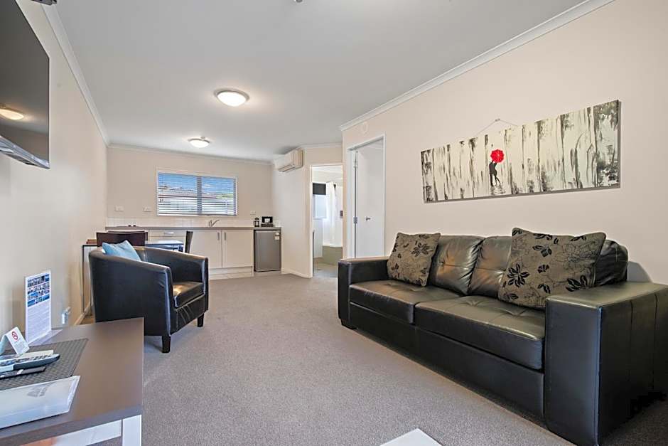 ASURE Aveda Motor Lodge