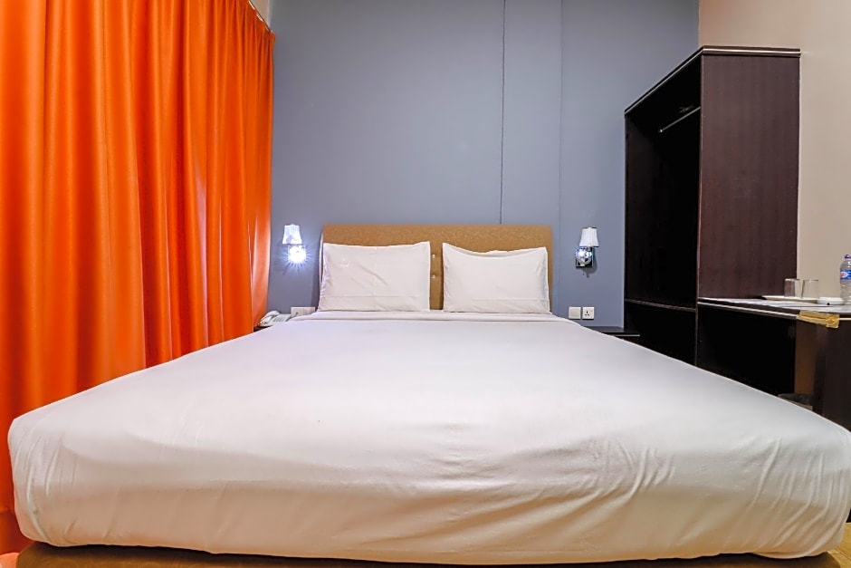 Blitz Hotel Tanjung Uncang