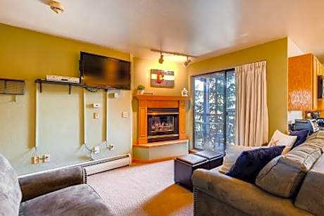 River Mountain Lodge