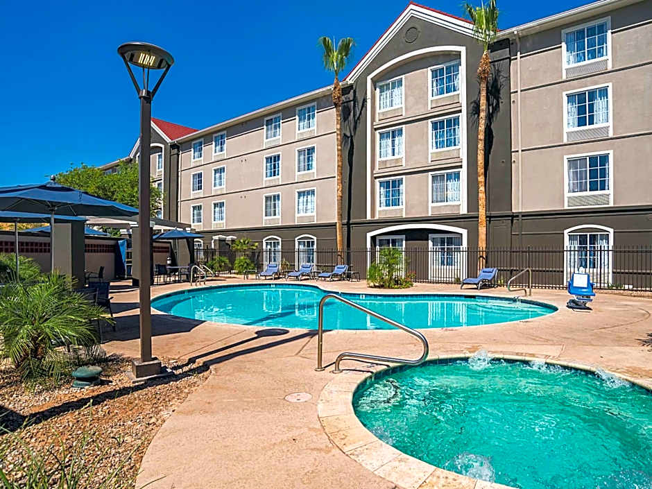 La Quinta Inn & Suites by Wyndham Phoenix Chandler