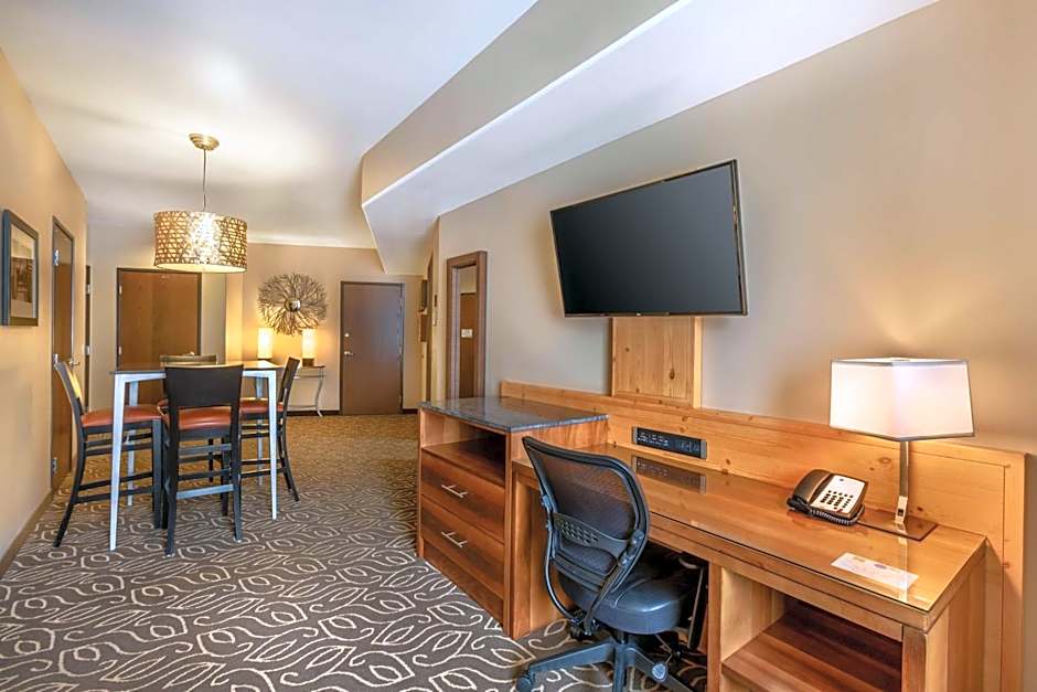 Best Western Premier Ivy Inn & Suites