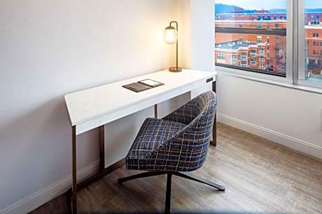 Queen Room with Two Queen Beds - High Floor