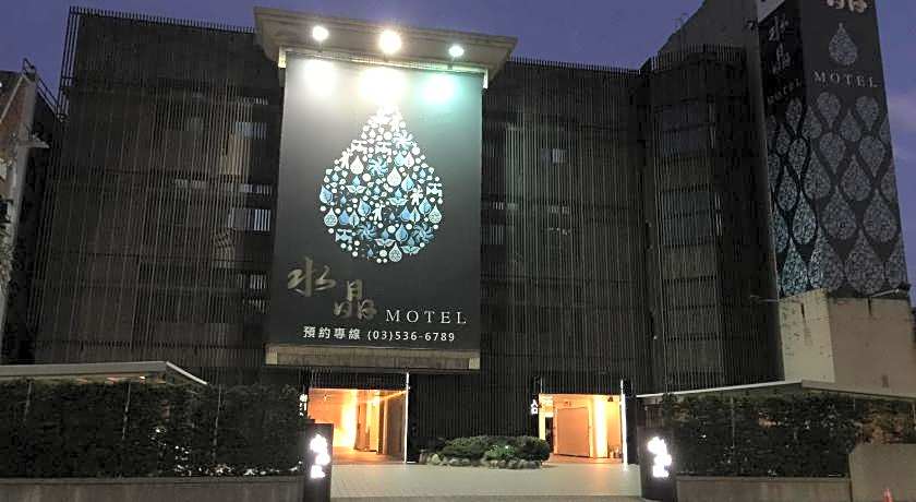 Crystal Business Motel