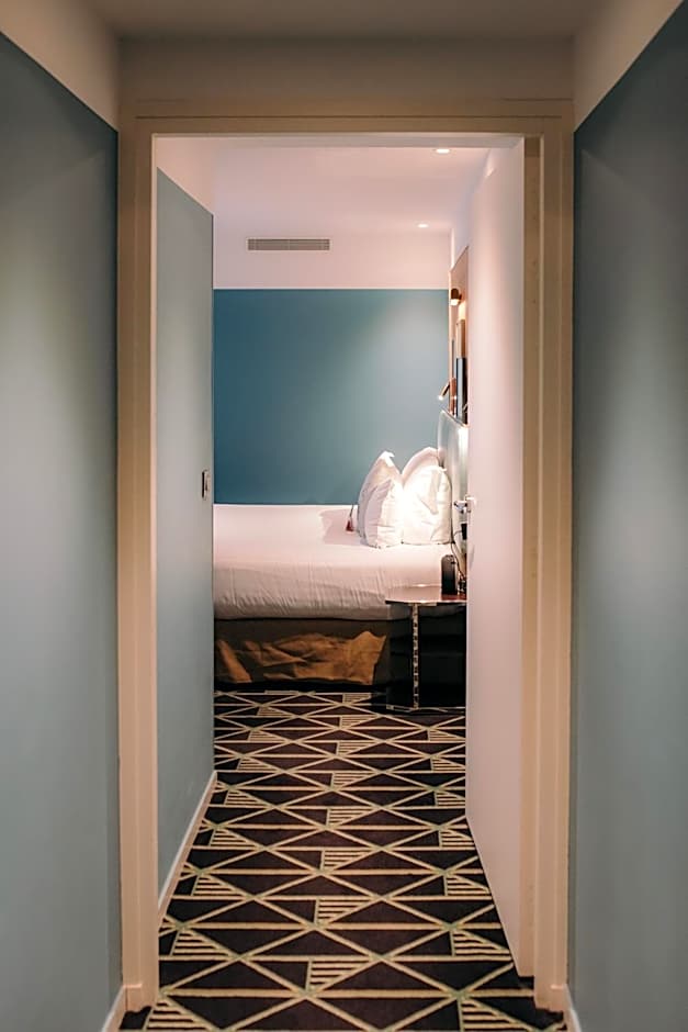 Hôtel Eiffel Blomet