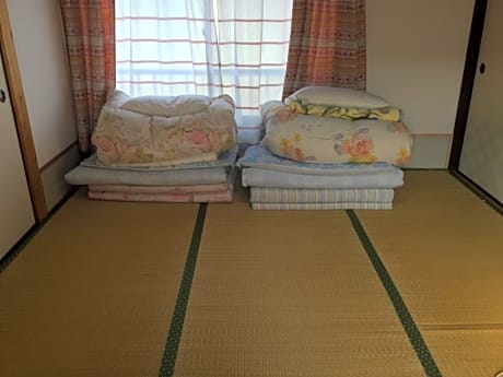 Japanese-Style Standard Twin Room with Shared Bathroom