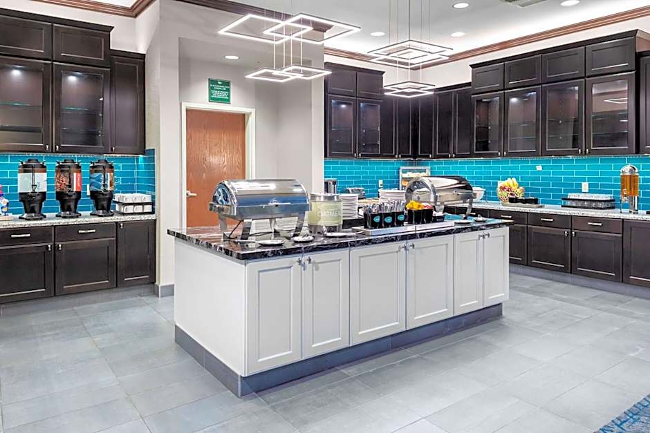 Homewood Suites By Hilton Phoenix Airport South