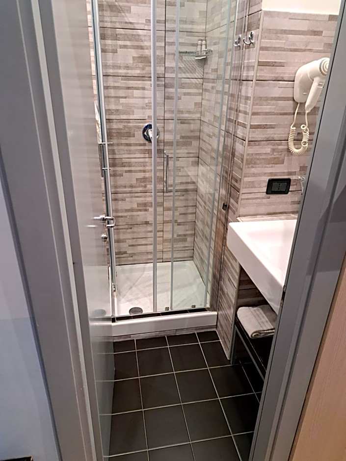 Residenza Cola Di Rienzo - Suite In Rome