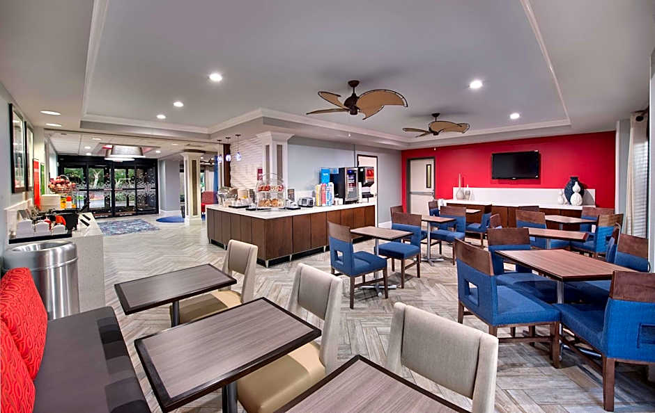Hampton Inn By Hilton Naples-I-75