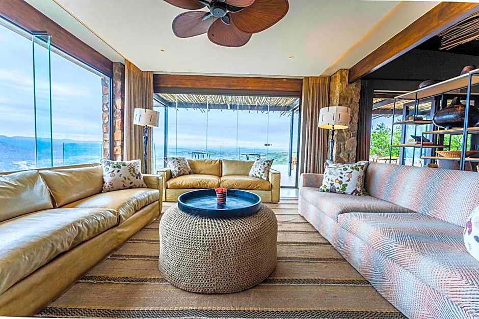 Zulu Rock Lodge - Babanango Game Reserve