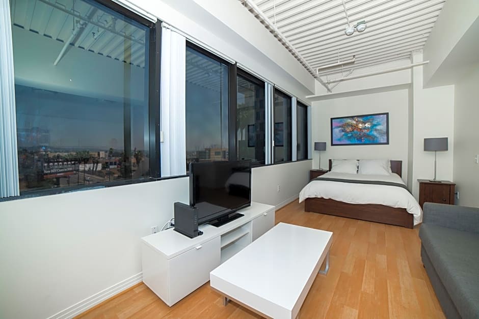Metropolitan Apartel