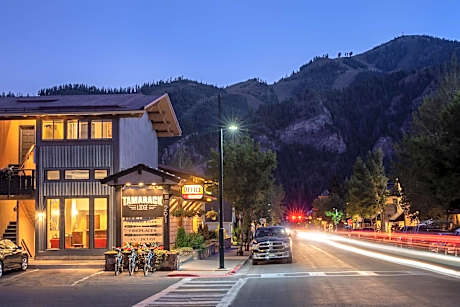 Tamarack Lodge
