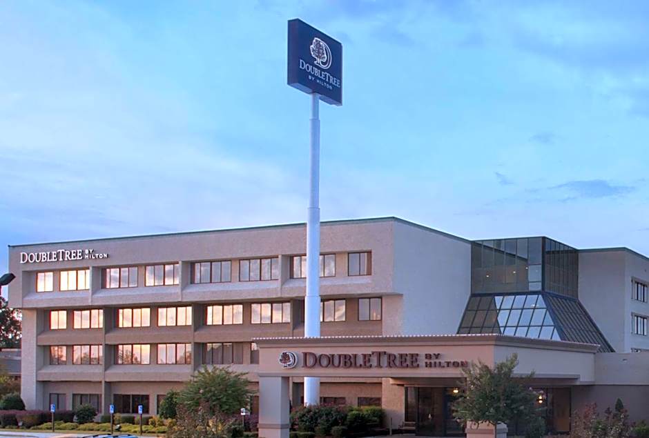 DoubleTree By Hilton Hotel Fayetteville