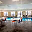 Days Inn & Suites by Wyndham Onalaska/La Crosse