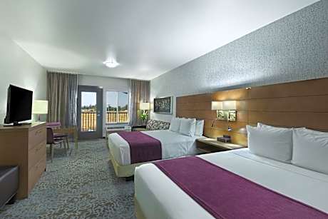 Balcony 2 Queen Suite