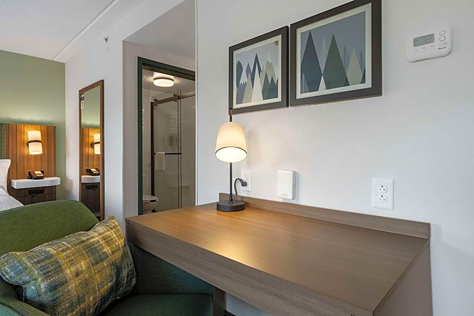 Hampton Inn By Hilton & Suites Lake George, NY