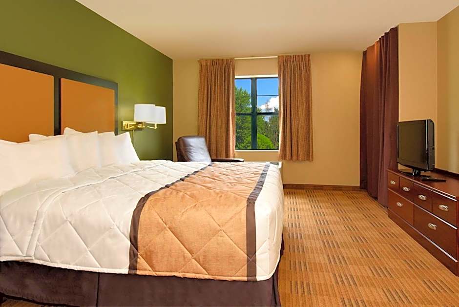 Extended Stay America Select Suites - Springfield - South