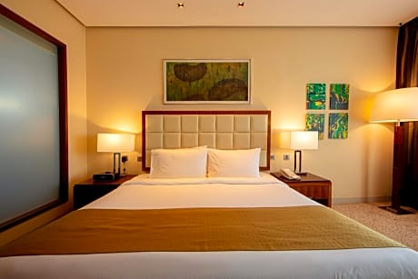 Superior King Room - Smoking - 25% discount on Room Service & Laundry & 15% discount on Spa