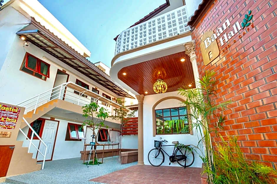 Baan Hall Hostel