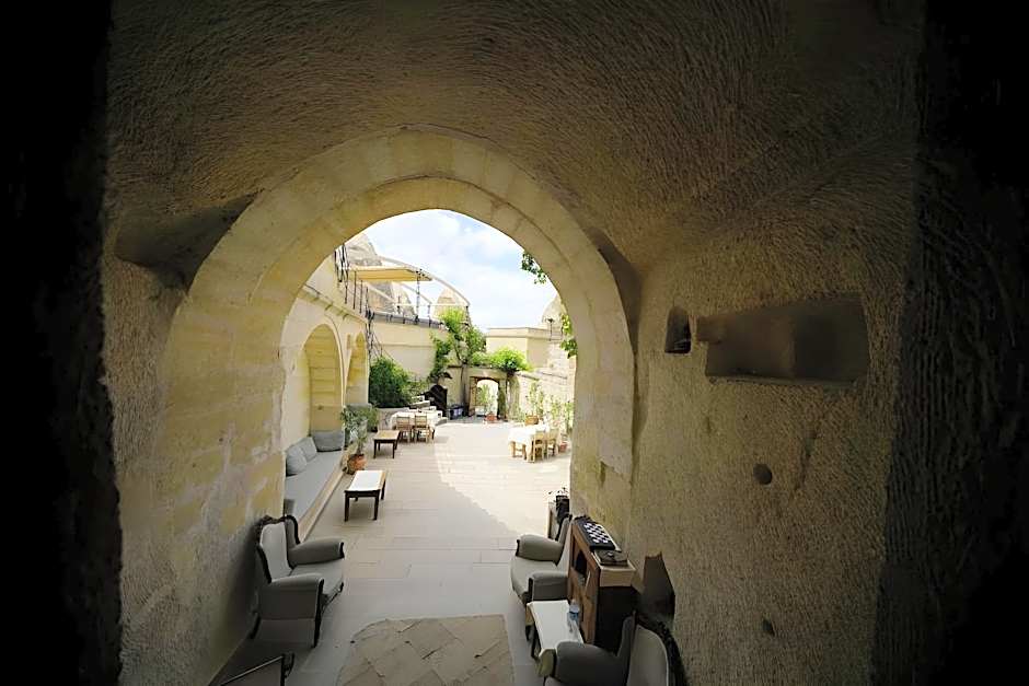 Vezir Cave Suites