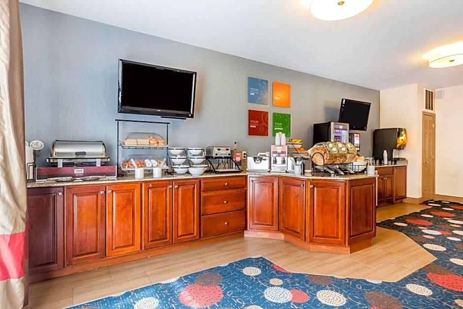 Comfort Inn & Suites South Burlington