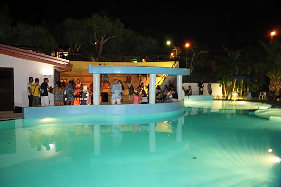 Residence Hotel La Taverna