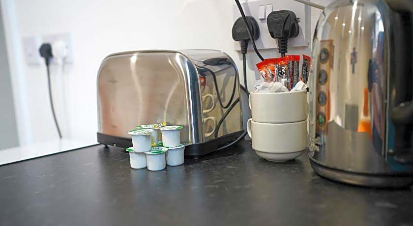 Homesly Guest Rooms - Self Check-in